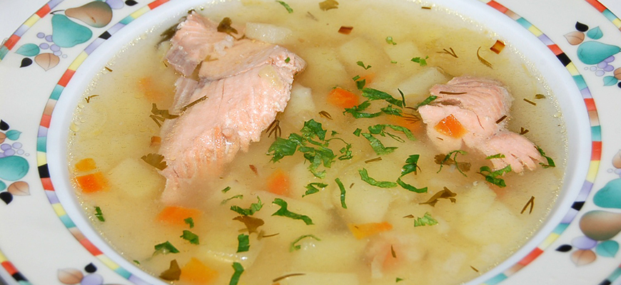 Суп с консервированной горбушей и картошкой